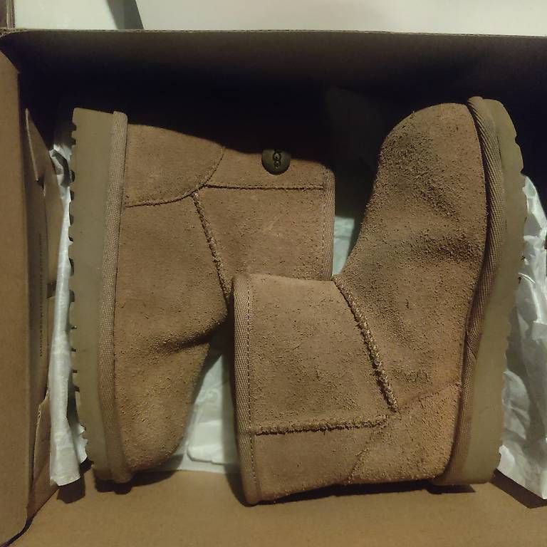 Scarpe da uomo: UGG Classic Mini II – Usato da Losone venduto da mar_n5ds 2