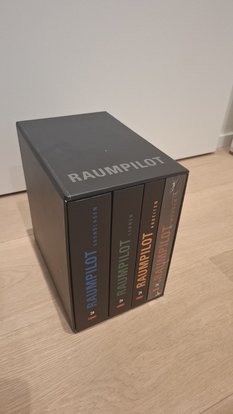 Bücher: Raumpilot 4 books, perfect condition – Neu (gemäss Beschreibung) aus Zürich von pto_6wfs 1