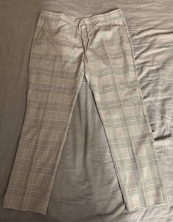 Hosen: Karierte Hose hellbeige – Gebraucht aus Wädenswil von dom_pz5d