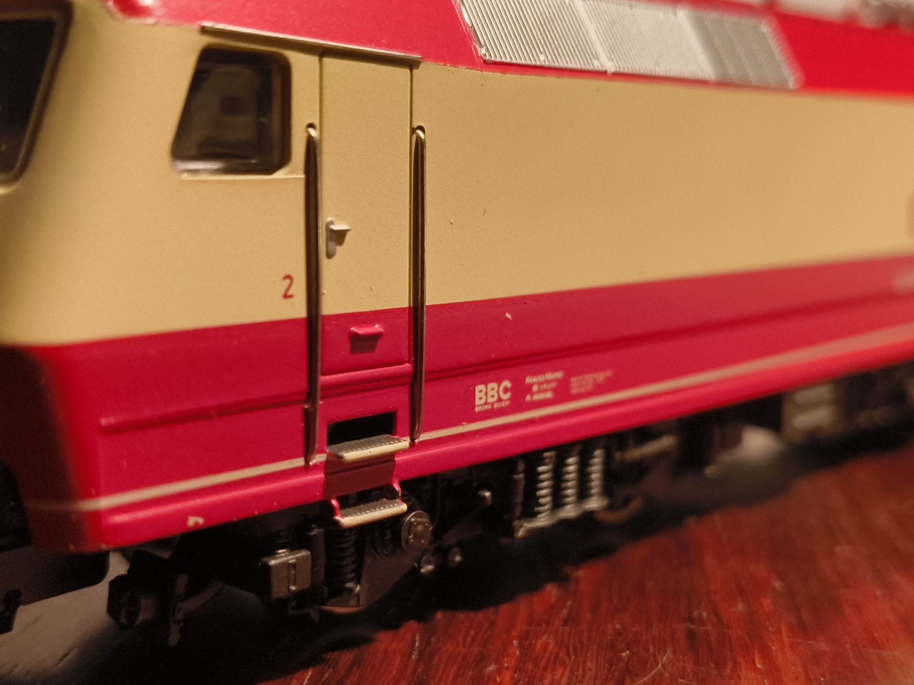 Märklin Modellini di ferrovie: Märklin DB Lok 3153 H0 Wechselstrom – Usato da stettlen venduto da VintageBern_ch 6