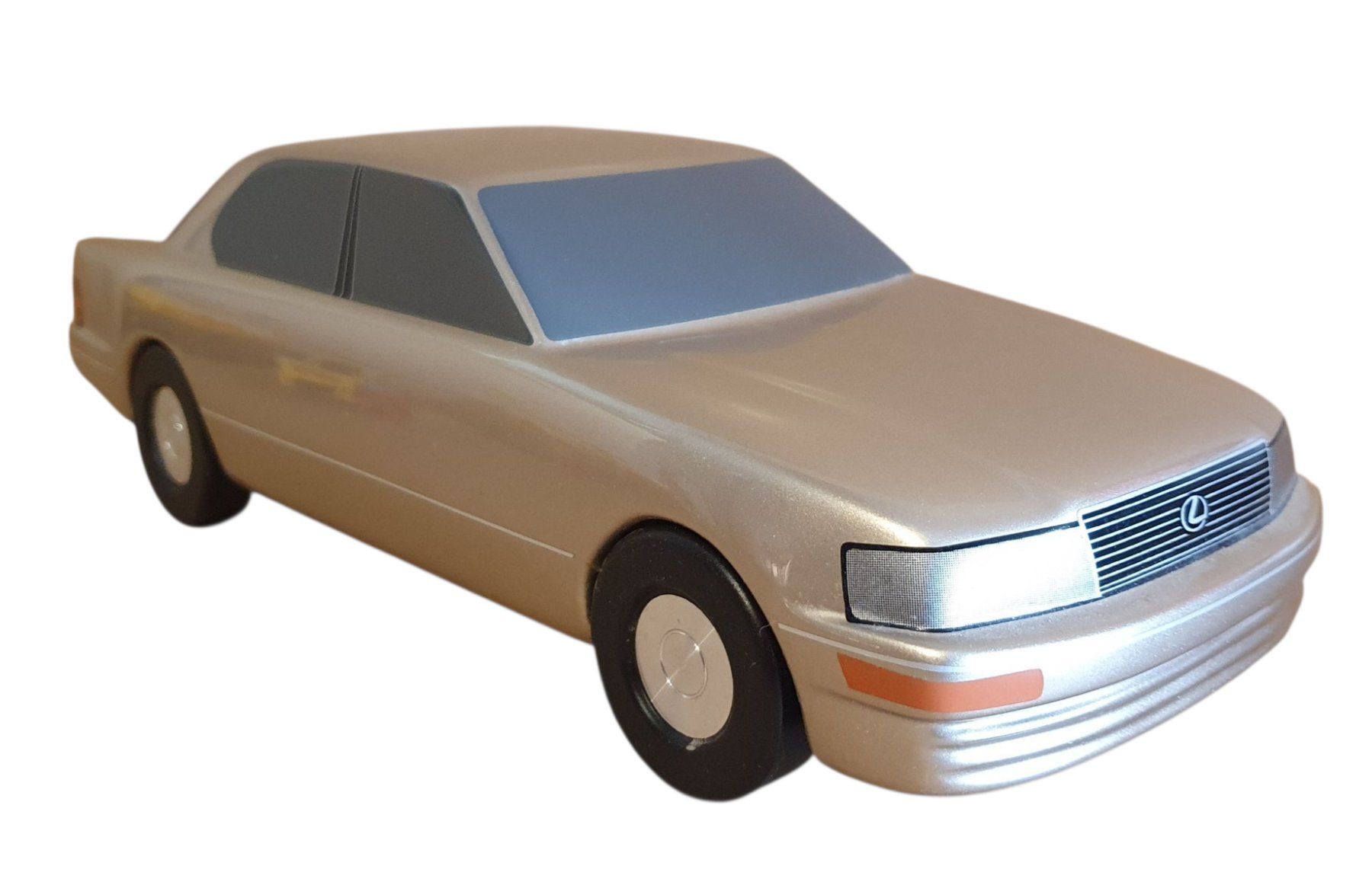 Lexus Modellautos: seltenes LEXUS LS 400 Kunststoffmodell – Gebraucht aus Rickenbach b. Wil von klassikmarkt.ch 2