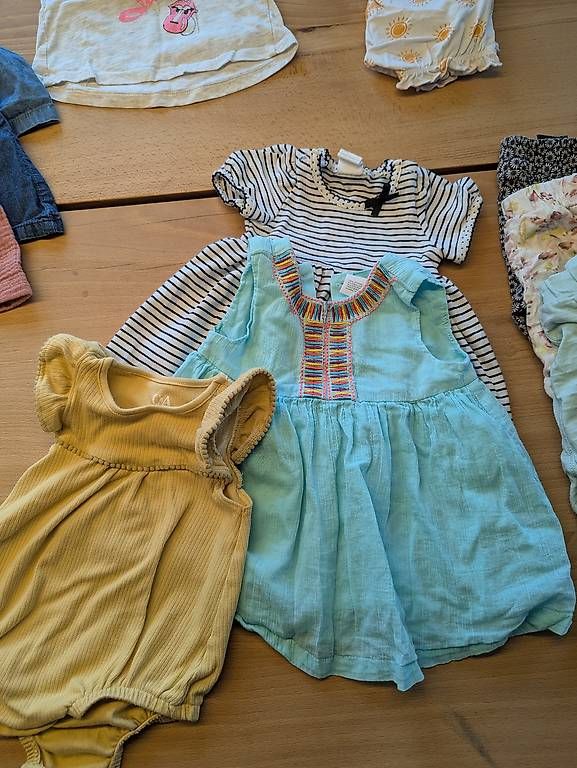 Lotti & Set di vestiti: Baby Kleiderset Grösse 62/ 68 – Usato da Aristau venduto da mel_lh67 3