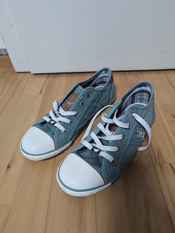 Mustang Scarpe da uomo: Mustang Sneaker Gr.39, Neu – Nuovo (secondo la descrizione) da Chur venduto da Ronja777