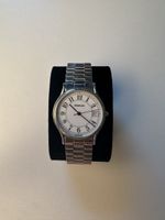 Tiffany & Co. – Swiss Made – Cadran blanc chiffres arabes – 
