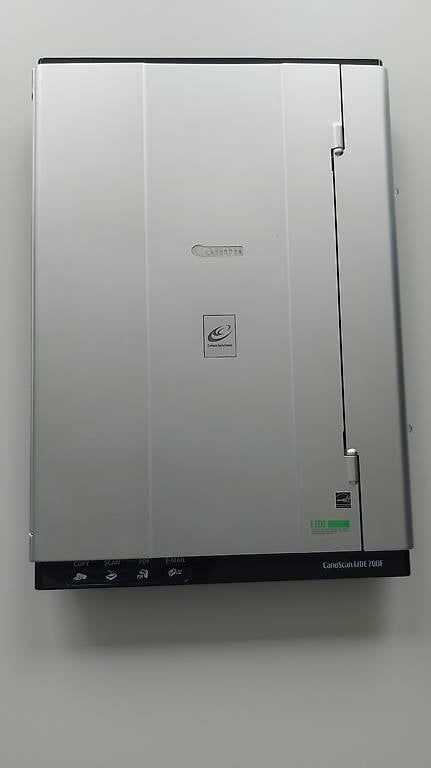 Canon Scanneurs: Scanner Canon CanoScan LiDE 700F – D'occasion à Hochdorf par beat_r 3