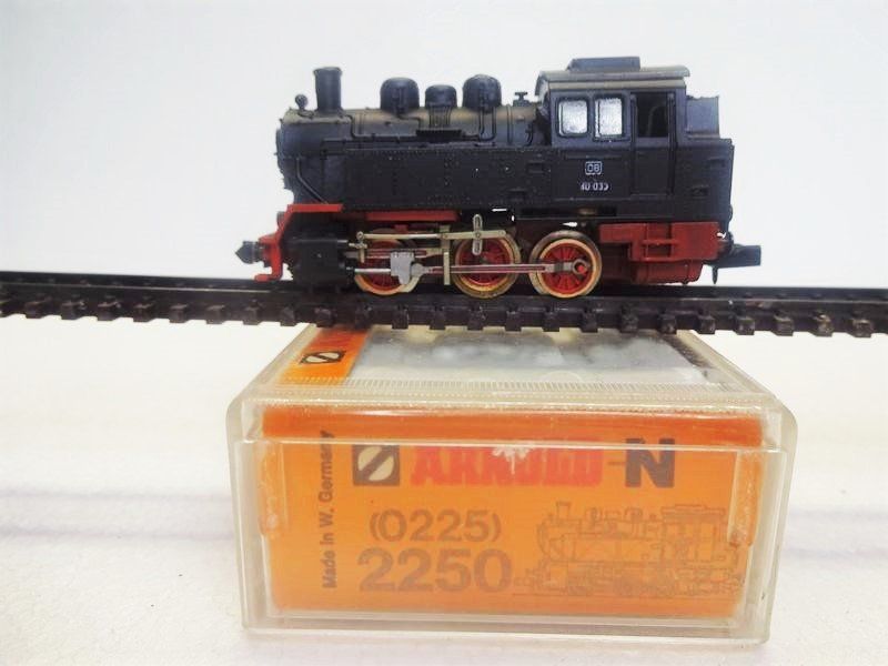 Arnold Serie 2 Tenderlokomotive Länderbahn Spur N (Gebraucht) in
