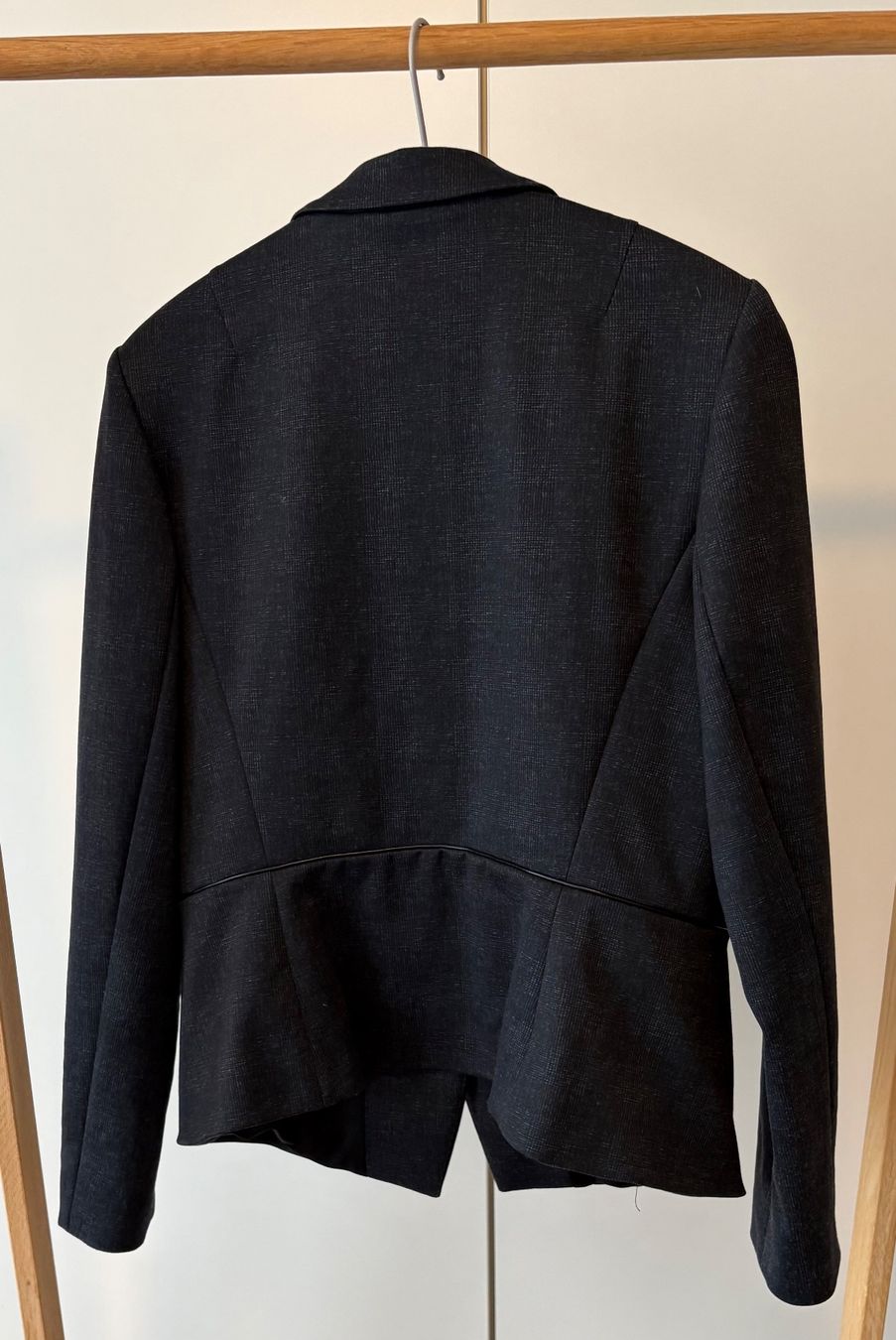 Comma Vestes: Blazer von comma - 40 - anthrazit – D'occasion à Oberwil BL par tiggi123 1