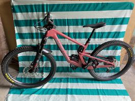 Santa Cruz Bronson CC (Carbon!!) Fullsuspension Gr. S Top!