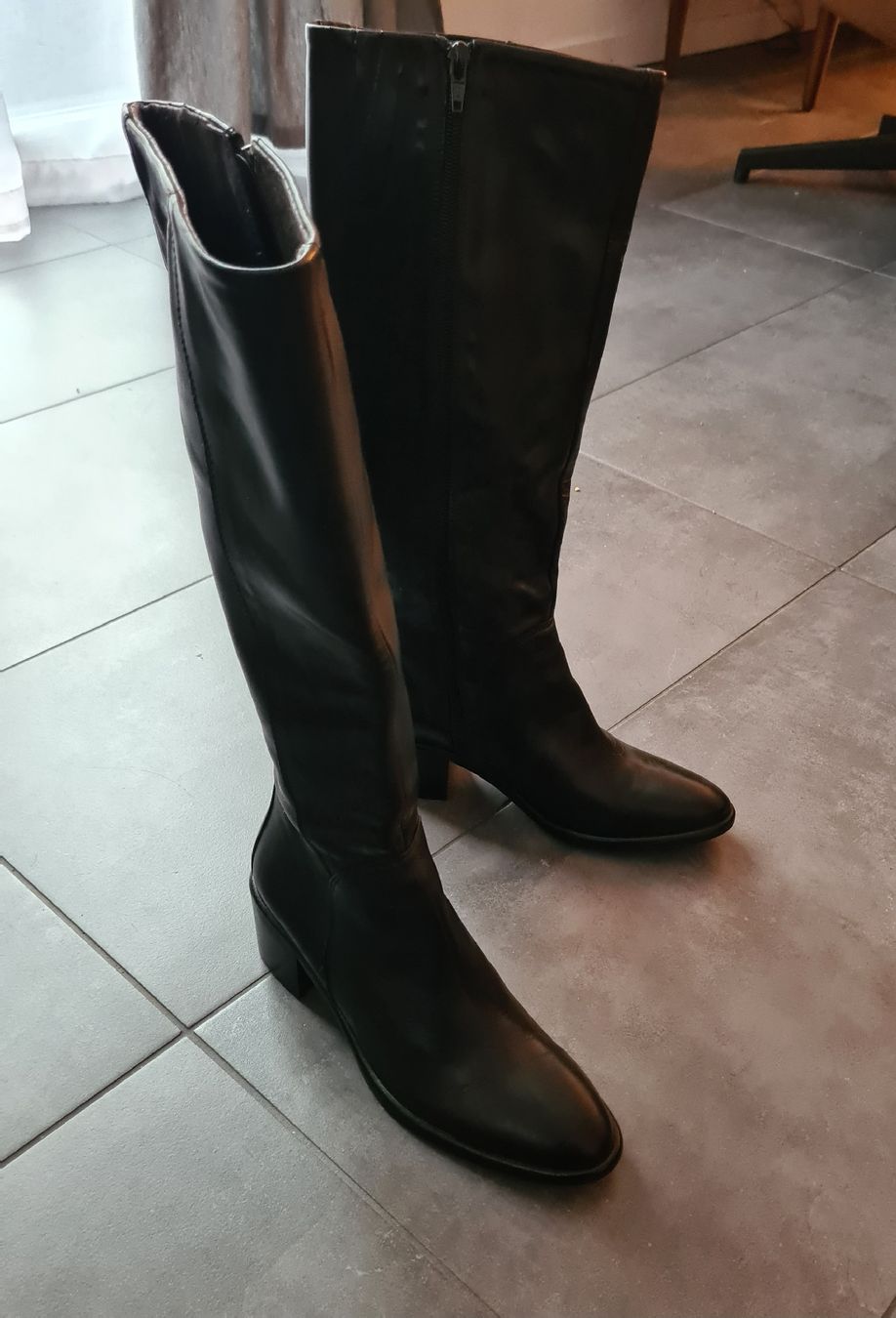 Jonak Scarpe da donna: Bottes Jonak pointure 37 – Usato da Villars-Burquin venduto da Dnanouche 3