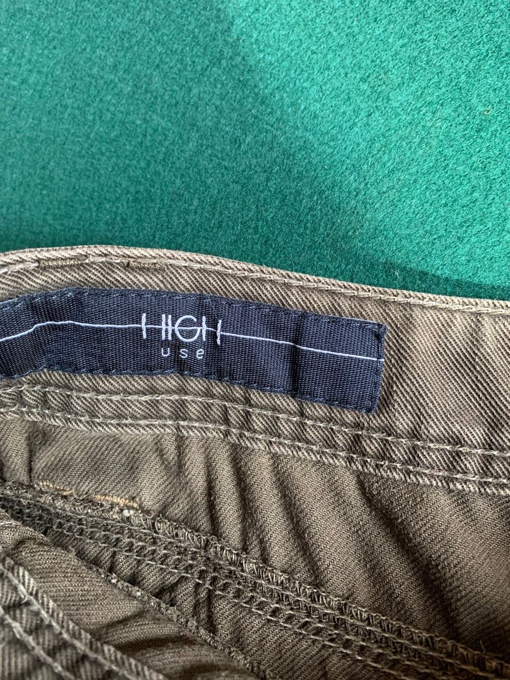 Pantaloni: "HIGH"  Hose  Farbe: Khaki Gr 34DE – Usato da Interlaken venduto da Bona55 5