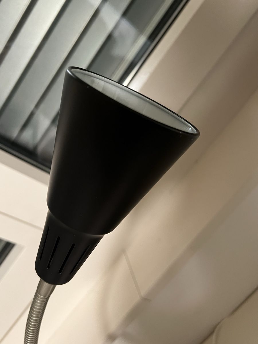 Ikea Lampes: Table Lamp adjustable neck black base silver used – D'occasion à Genève par mon_x6bb 3