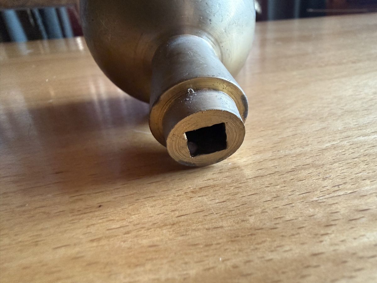 Ferramenta: Türknopf aus Metall  – Usato da Amden venduto da vipernatter 4