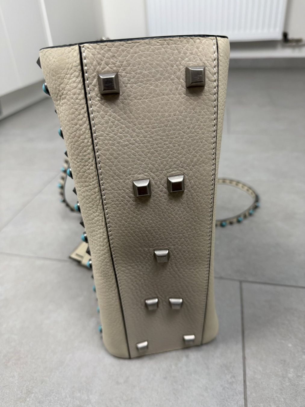 Valentino Taschen für Damen: Valentino Garavani SS 2016 My Rockstud Top Handle Bag – Gebraucht aus Biel/Bienne von sami0788480082 7