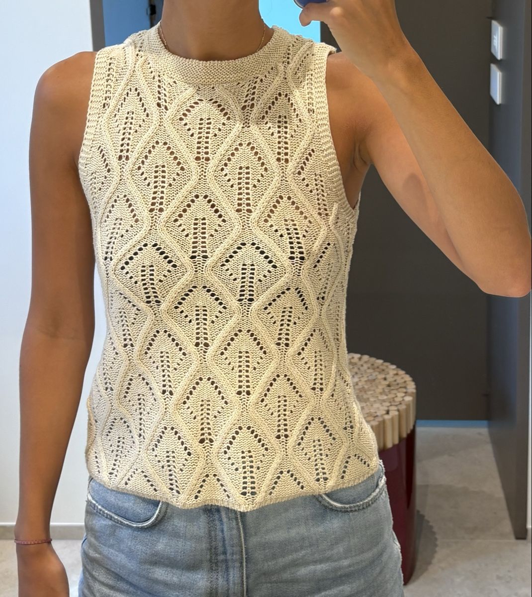 Tops: Spanish brand crochet top – Gebraucht aus La Conversion von chi_td5v