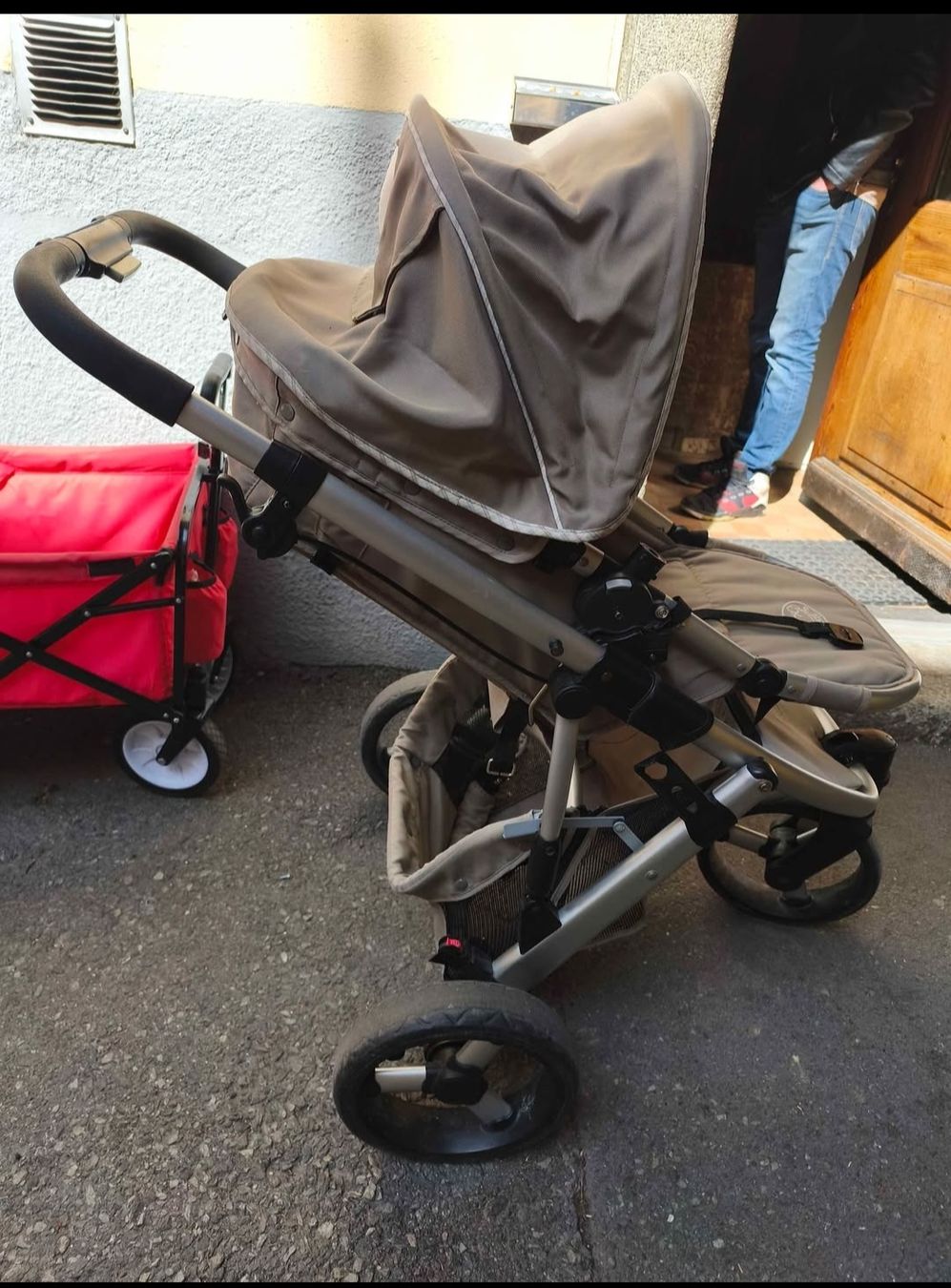 Carrozzine: a vendre poussette  – Usato da Saxon venduto da Kevin.pinheiro 2