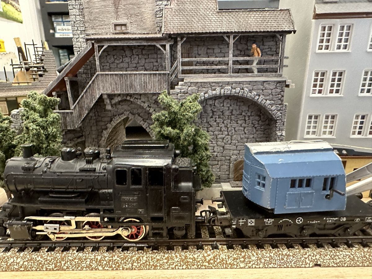 Märklin Modelleisenbahnen: Märklin 3000 DB BR 89 Bauzug – Gebraucht aus Lupsingen von New-Haven 1