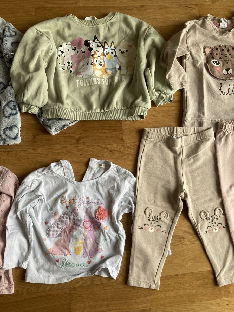 Lotti & Set di vestiti: Mädchen Kinderkleiderpaket Grösse 86/92  – Usato da Staad SG venduto da gab_7dr9 7