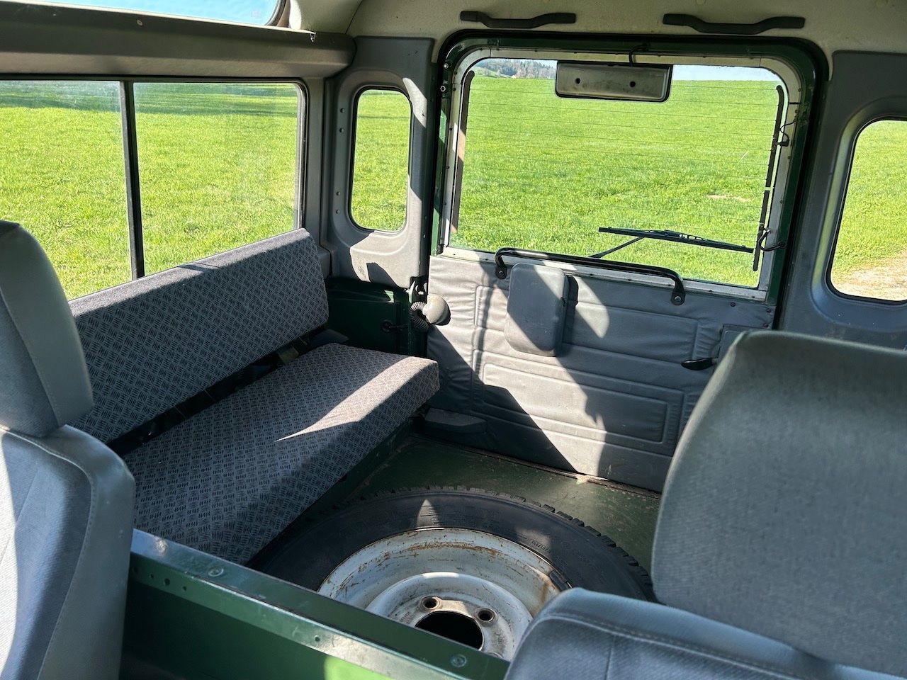 Land Rover Automobili: Land Rover Defender 90 TD5 – Usato da Sirnach venduto da MaechlerAutomobile 7
