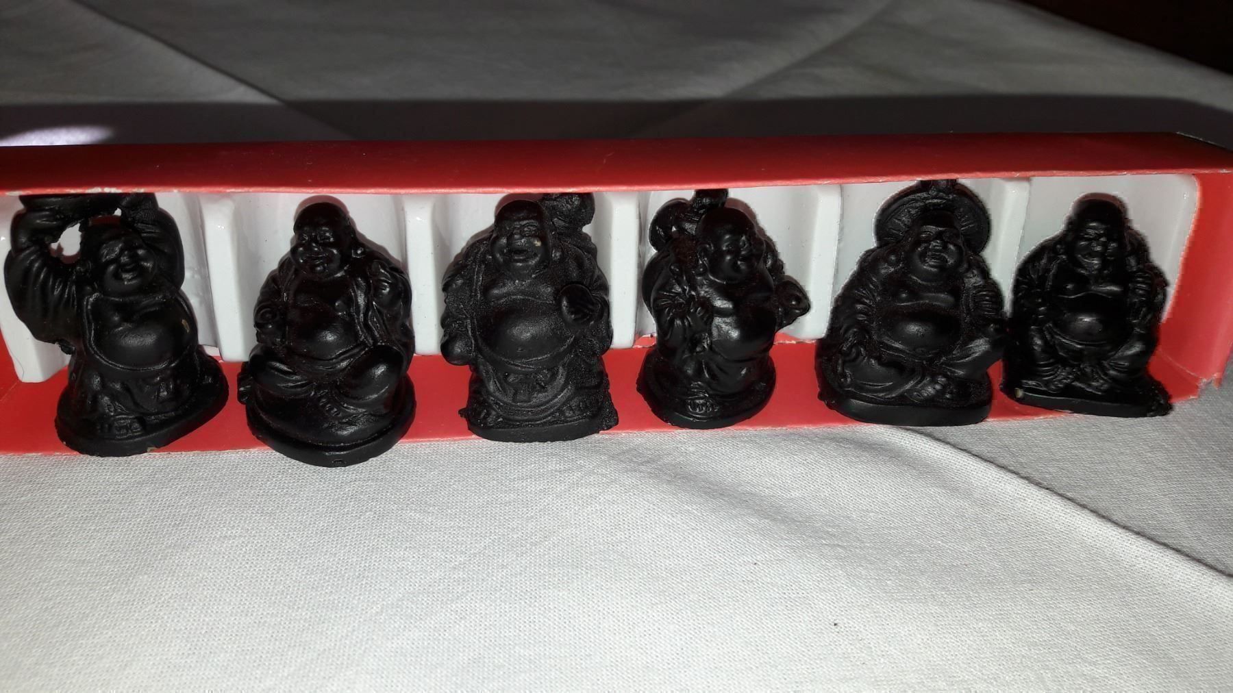 Figuren: Buddhas – Neu und originalverpackt aus Rotkreuz von Basana2 1