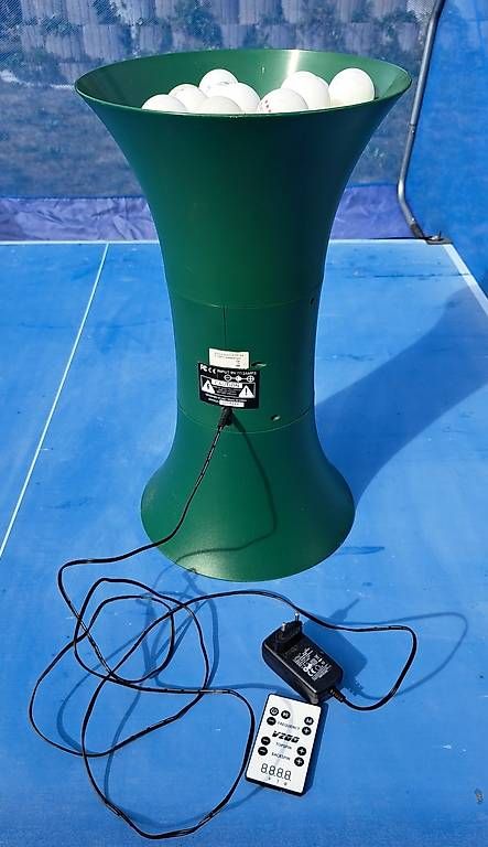 Tischtennis: Tischtennisroboter – Gebraucht aus Orpund von rodolfo58