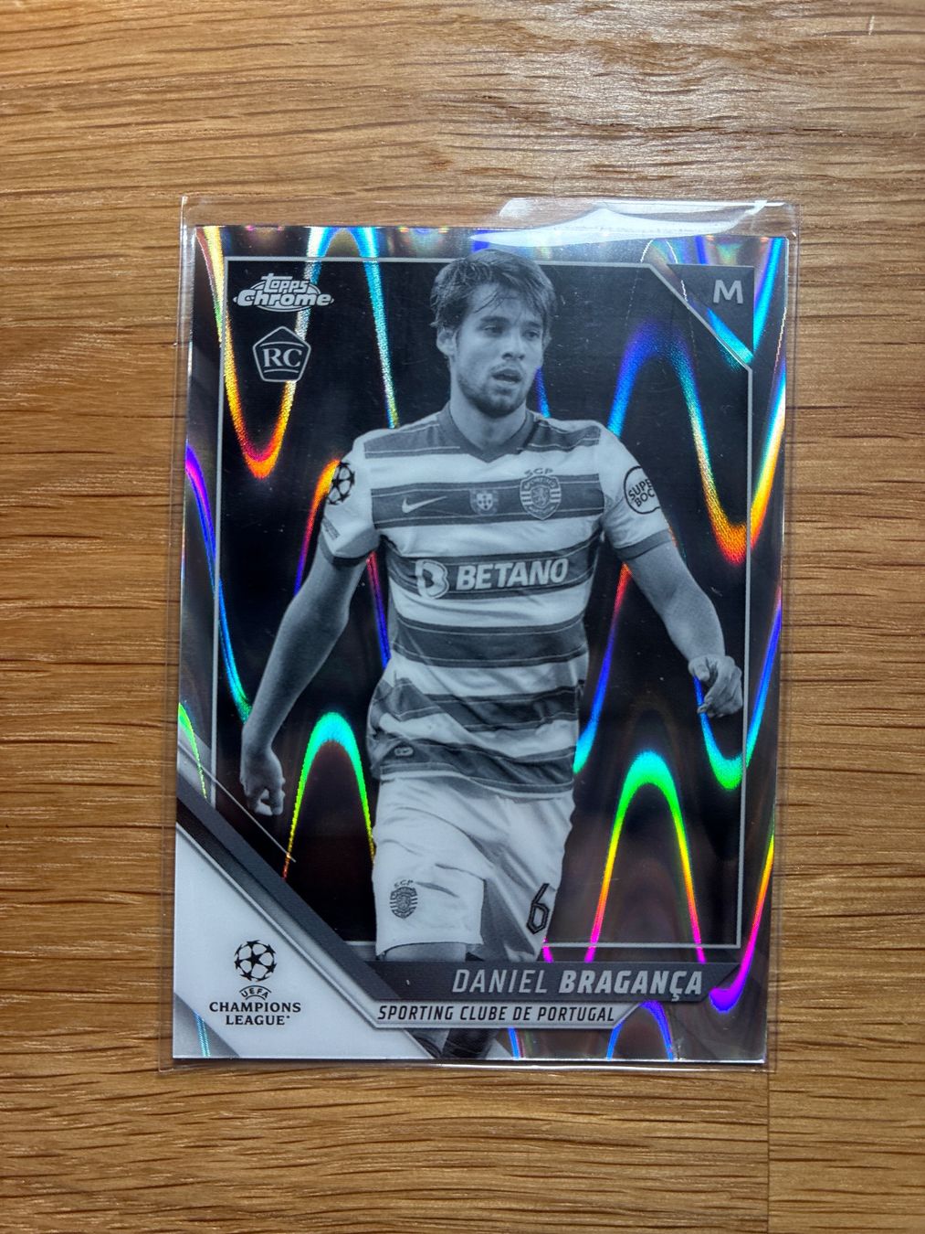 Topps Carte collezionabili: Topps Chrome Daniel Braganca Sporting RC BW Raywave – Usato da Wangenried venduto da Garagara