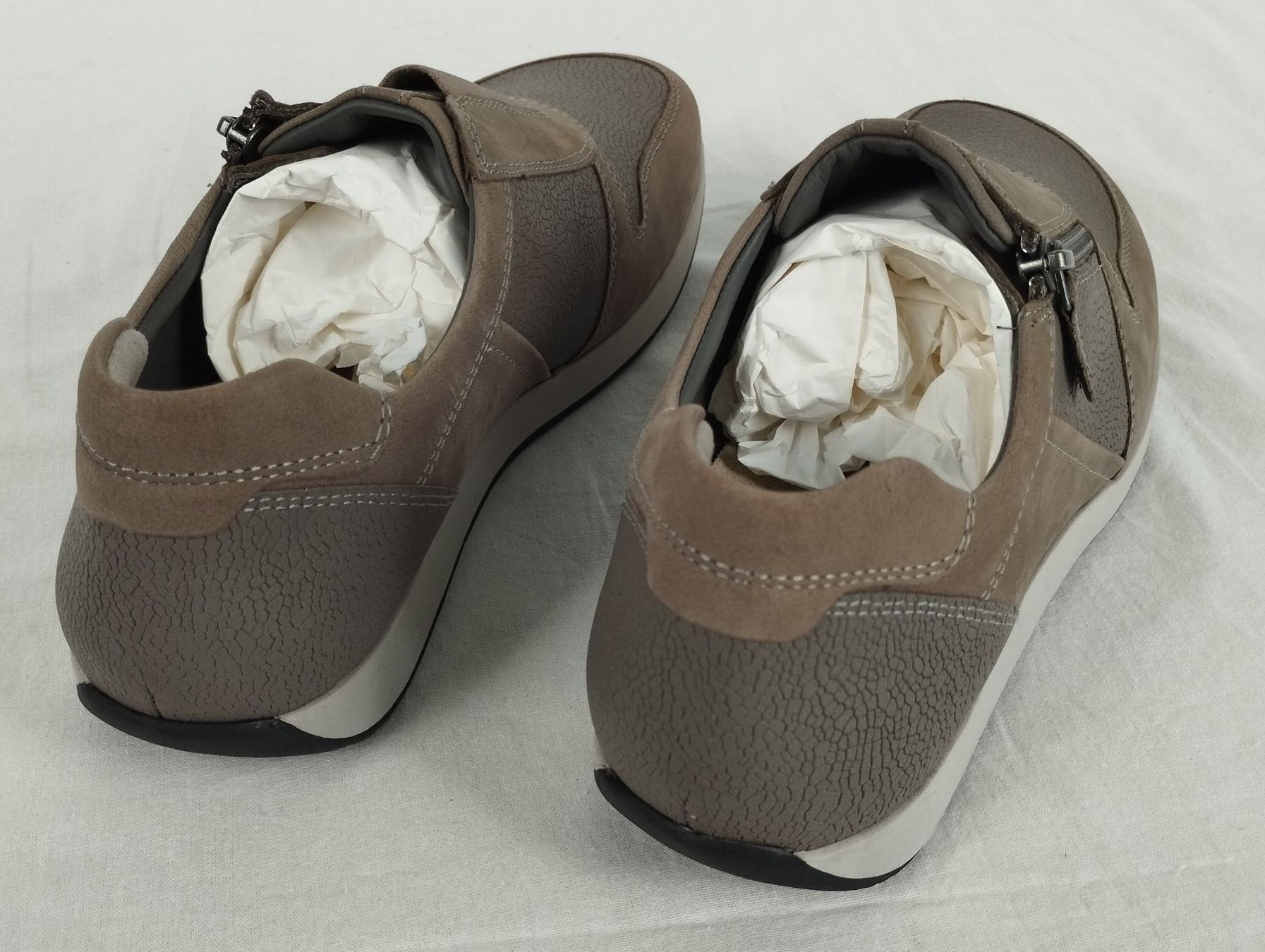 Helvesko Scarpe da donna: HELVESKO Schuhe Swiss Made Gr. 39 – Usato da Schübelbach venduto da Restwert_Schubelbach 1