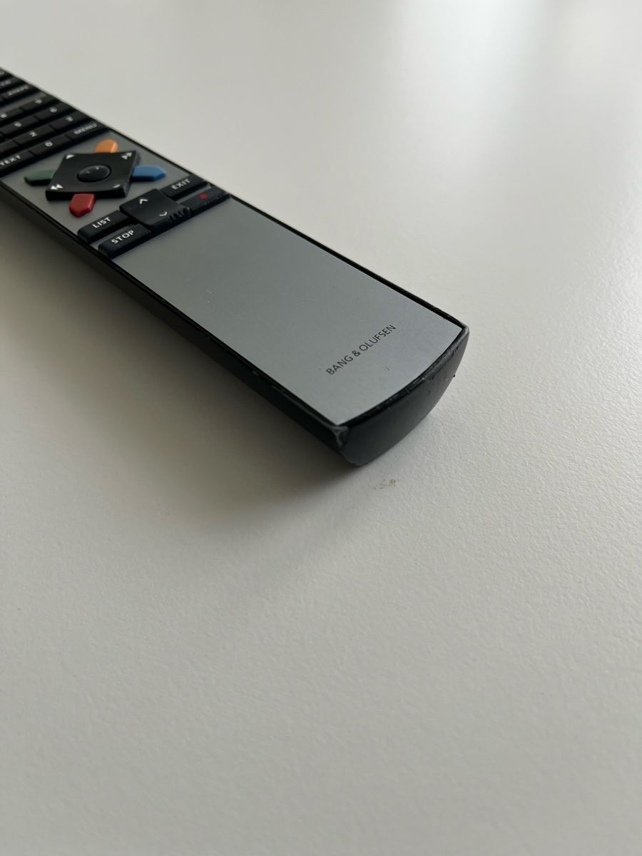 Bang & Olufsen Telecomandi: B&O - Fernbedienung BEO 4 – Usato da Ebmatingen venduto da Heinco 1
