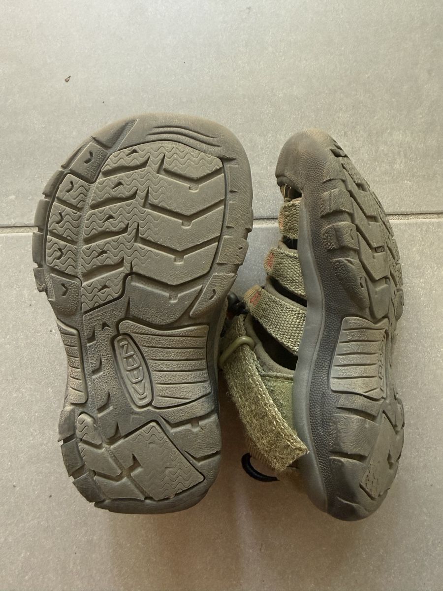 Schuhe für Jungen: Sandal Shoe Gr 24 – Gebraucht aus Zürich von audrey_dri 2