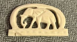 Éléphant sculpté à la main  Décoration éthnique