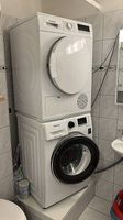 Waschturm: Waschmaschine und Tumbler