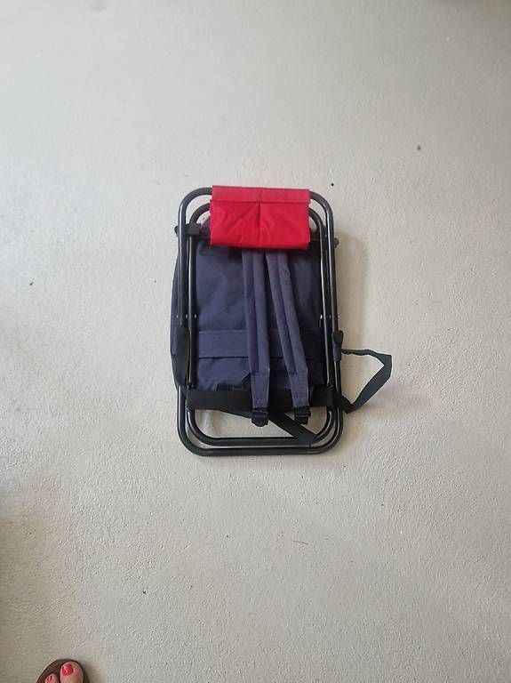 Rucksäcke: Rucksack mit Sitzmöglichkeit – Gebraucht aus Hämikon von steff5630