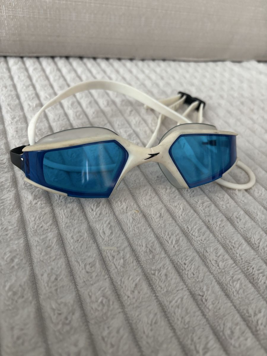 Speedo Lunettes & Verres: Schwimmbrille Speedo Aquapulse Max – D'occasion à Zug par Biki72