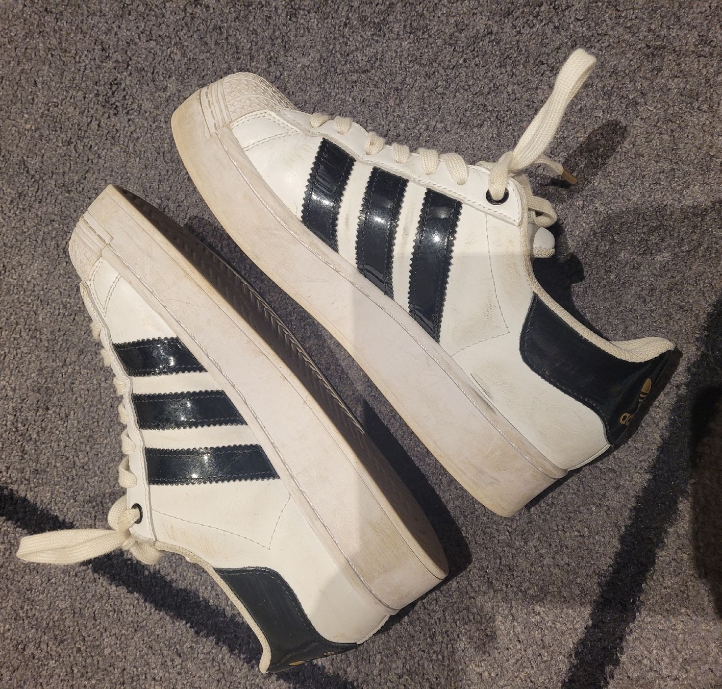 Adidas Scarpe da donna: ADIDAS SUPERSTAR N. 40 – Usato da Giubiasco venduto da A.B00 1