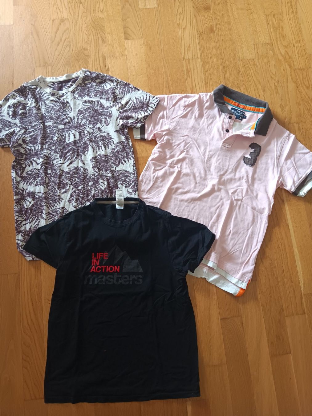Lotti di vestiti: Shirt's Paket Gr.S – Usato da aarburg venduto da macacito