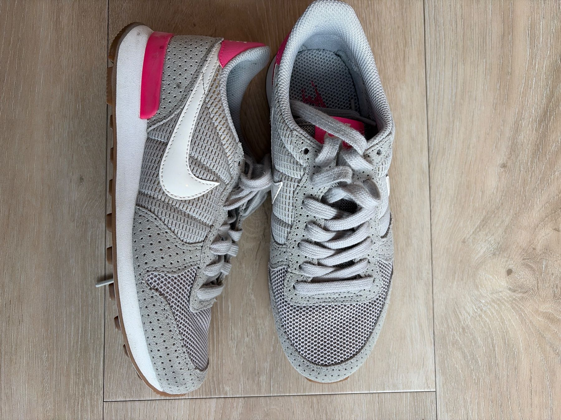 Nike Scarpe da donna: Sneaker Nike Grösse 36 – Usato da Wädenswil venduto da eve_b6rd
