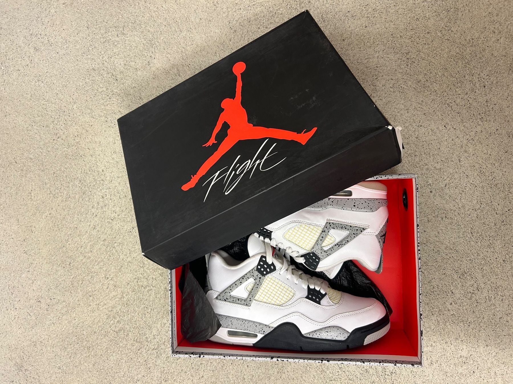 Jordan Herrenschuhe: Nike Air Jordan 4 Retro OG – Neu und originalverpackt aus St.Gallen von y.vrn1 1