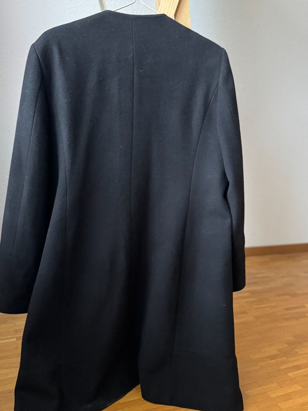 Cappotti: Italienischer Wollmantel – Usato da Onex venduto da Joliechose6 1