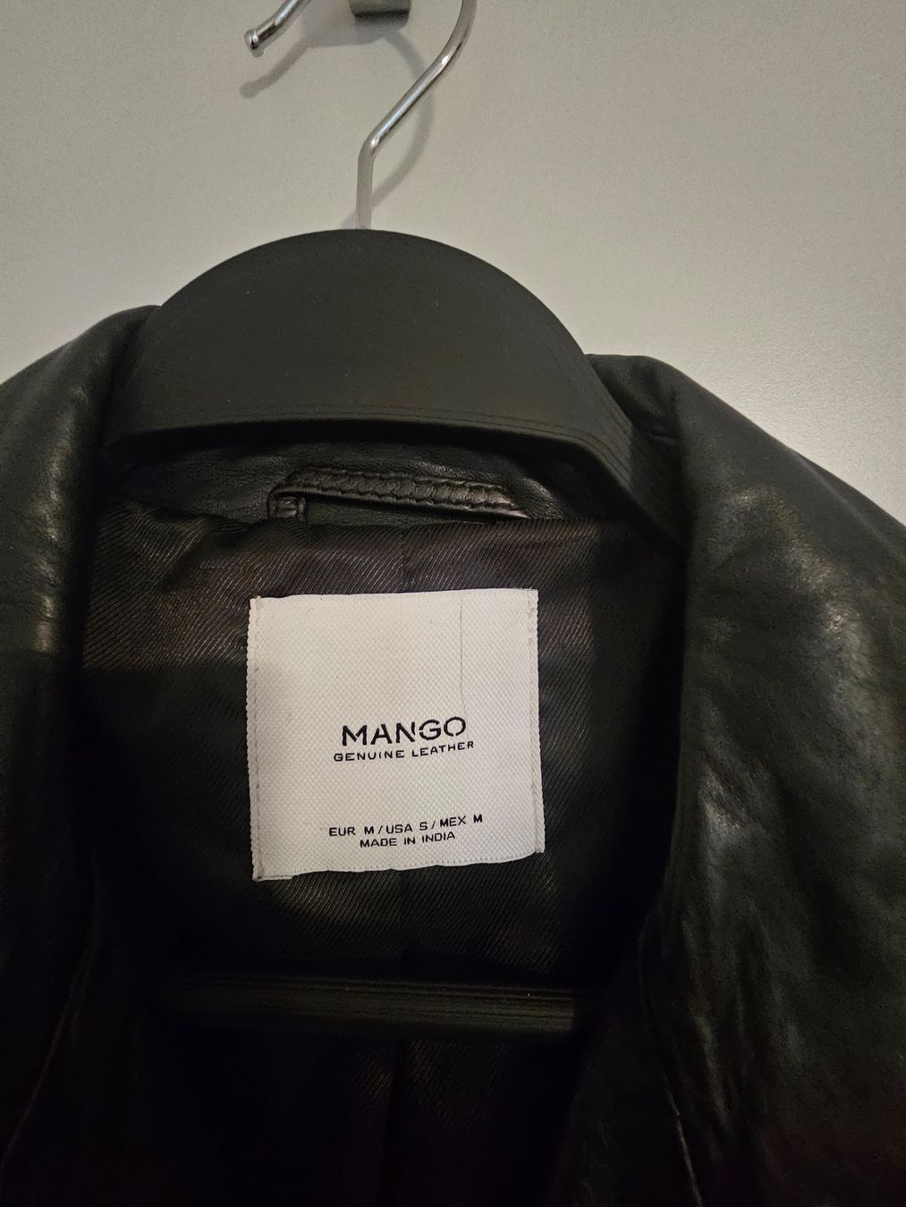 Mango Giacche: Blouson cuir Mango – Nuovo (secondo la descrizione) da Château-d'Oex venduto da bla_b6mv 1