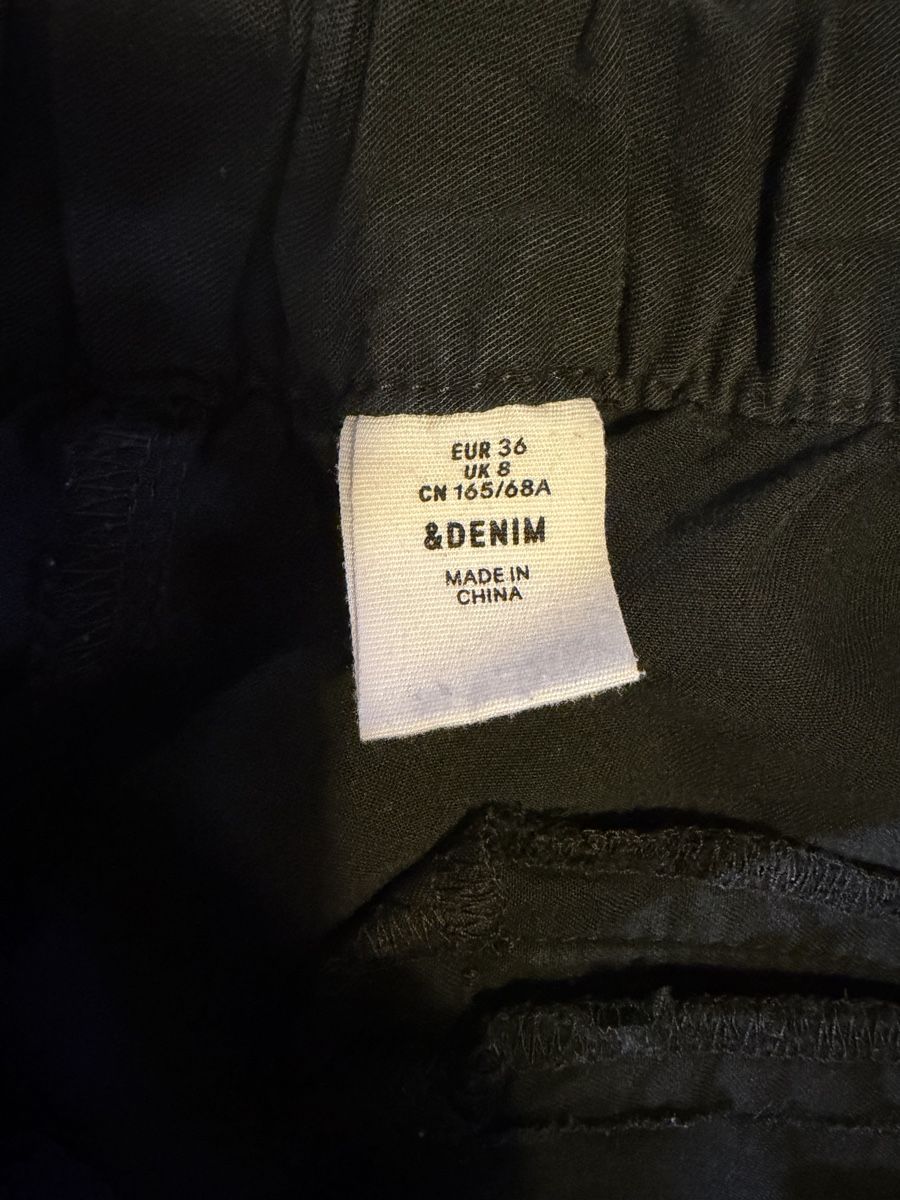 H&M Pantalons: Summer black light pants – D'occasion à Zürich par Lorena.rgg 5