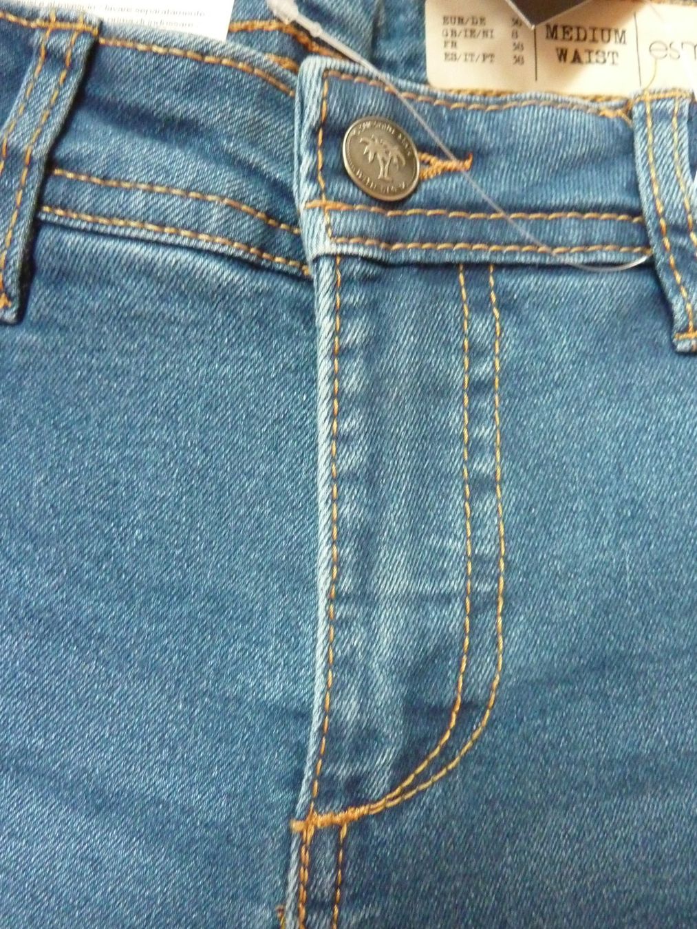 Jeans: Damenshorts 36 neu – Nuovo (secondo la descrizione) da Waldstatt venduto da Kananaskis1 1