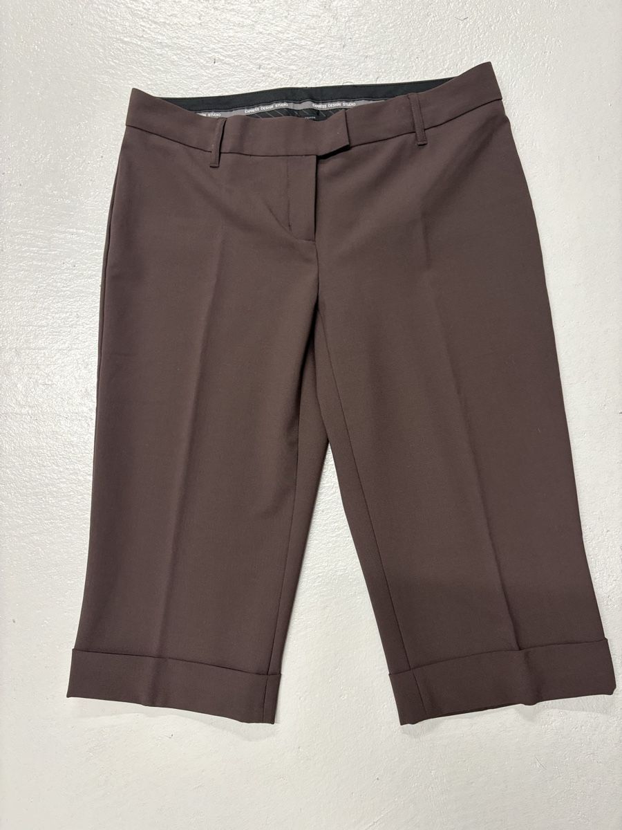 Pantaloni: Bermuda Capri Hose von Express Gr. 40 braun – Nuovo (secondo la descrizione) da Regensdorf venduto da secondchancefashion