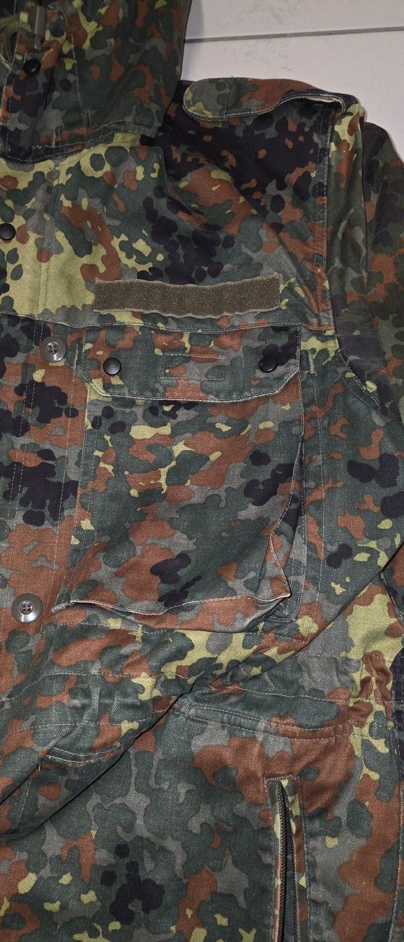 Uniformi: Original Bundeswehr Flecktarn Anorak mit Thermofutter – Nuovo (secondo la descrizione) da Aarburg venduto da Se20 5