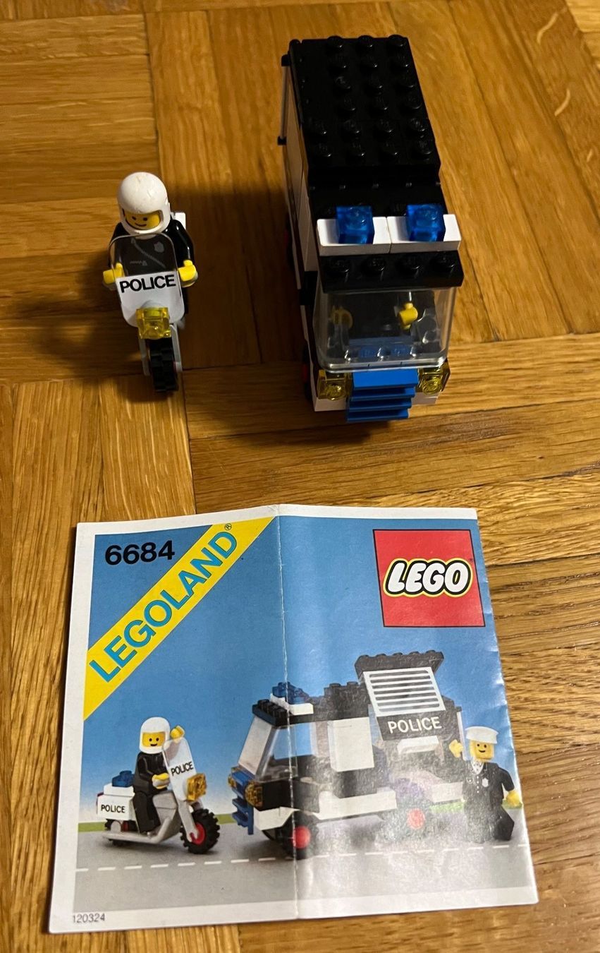 Legoland Kit di costruzioni: Legoland 6684 – Usato da Crassier venduto da Stickmoo