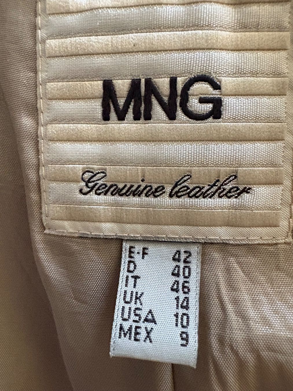Mango Giacche: MNG VELOURLEDER BLAZER gr40(38) – Usato da Niederbipp venduto da blu_jw7r 7