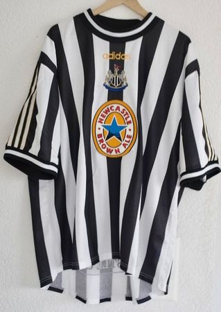 Adidas Fussball Jersey Newcastle United wie neu original