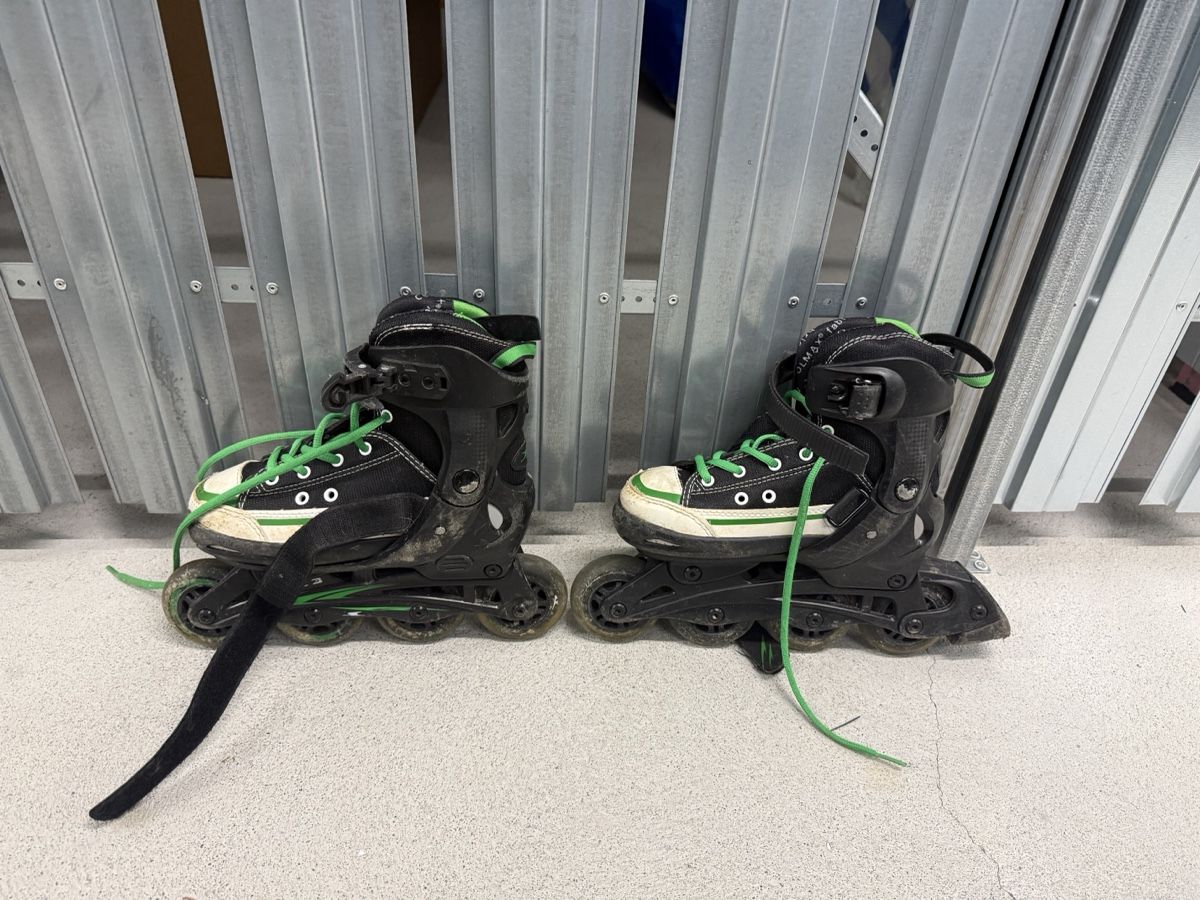 Veicoli per bambini: Kinder Rollerblades – Usato da Lenzburg venduto da VukiSee