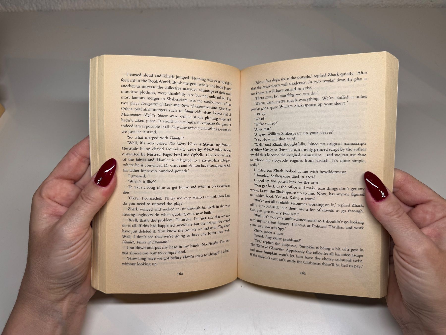 Libri: NOVEL: Jasper Fforde, Something Rotten – Usato da Grosswangen venduto da English_books 6