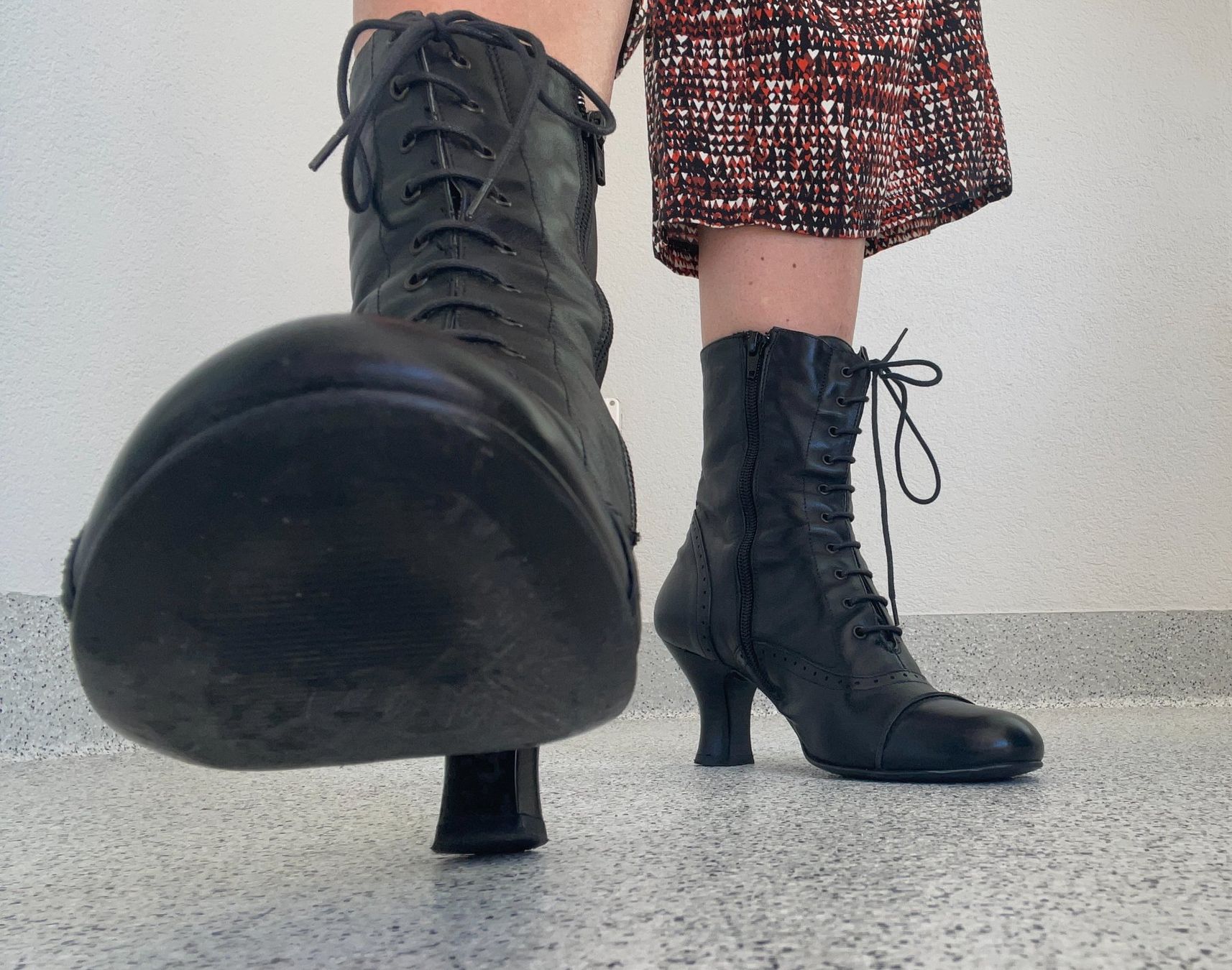 Scarpe da donna: Stiefeletten Marke Bronx – Usato da Bern venduto da .DolceVita.