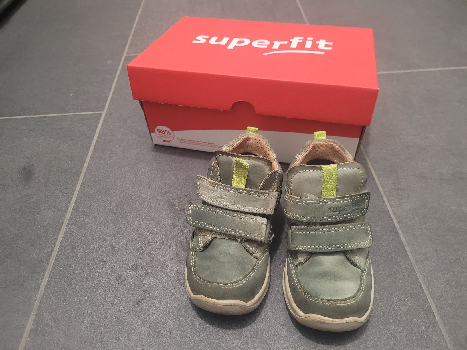 Superfit Scarpe per ragazzi: Superfit Schuhe, Gr. 21, Gore-Tex, hellgrün – Usato da Basel venduto da Andrea200
