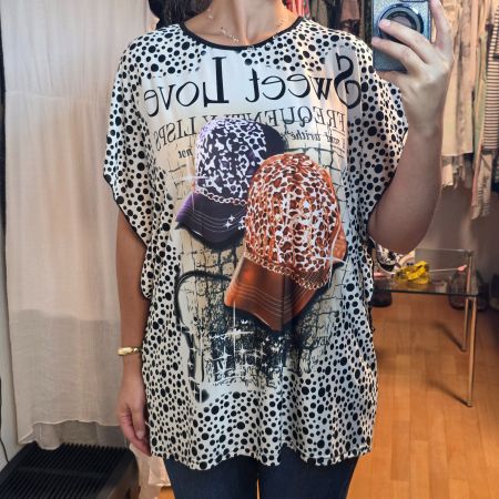 Damenbluse 46/48 – Sweet Love Punkte & Print